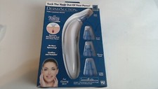 Bulbhead DermaSuction Pore Cleaning Device 4 Suction Heads. New