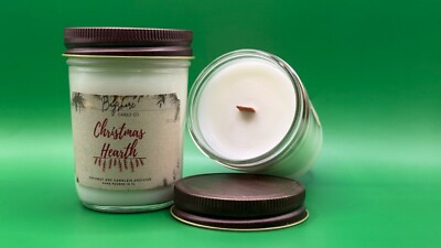  Artisan Hand-Poured Holiday Soy Candles: Warmth and Elegance for the Season 
