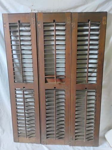 Antique Wood Interior Louver Plantation Window Shutter (3) 9" Panels 38 3/4" h - Picture 2 of 4
