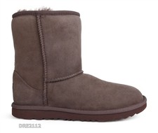UGG Classic Short II Burnt Cedar Chocolate Suede Fur Boots Big Kids Size 6 NIB