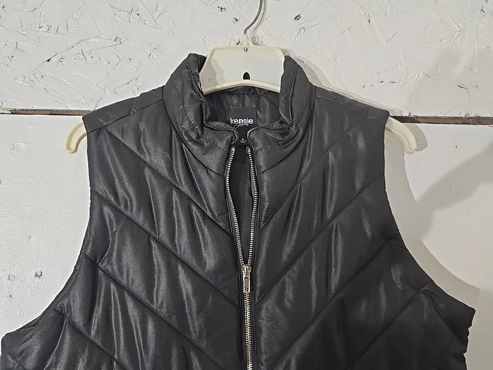 Chaleco Kensie Acolchado Terciopelo Volantes Puffer Cremallera Balletcore Negro Para Mujer Grande Foto 3 de 4