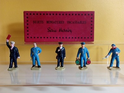 HORNBY Serie, Spur 0, Set mit 5 Figuren, Motive Nr. 10, mit Box.