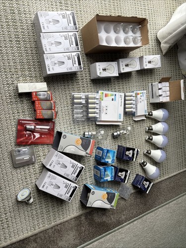 Riesiger Restposten Glühbirnen 65 Leuchtmittel plus Größenmix