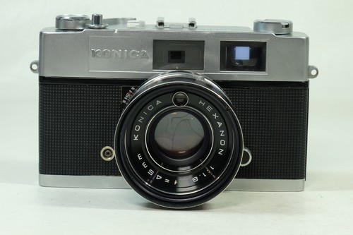 Konica Auto S2 35mm Camera 45mm F 1.8 lens Rangefinder. Tested meter works