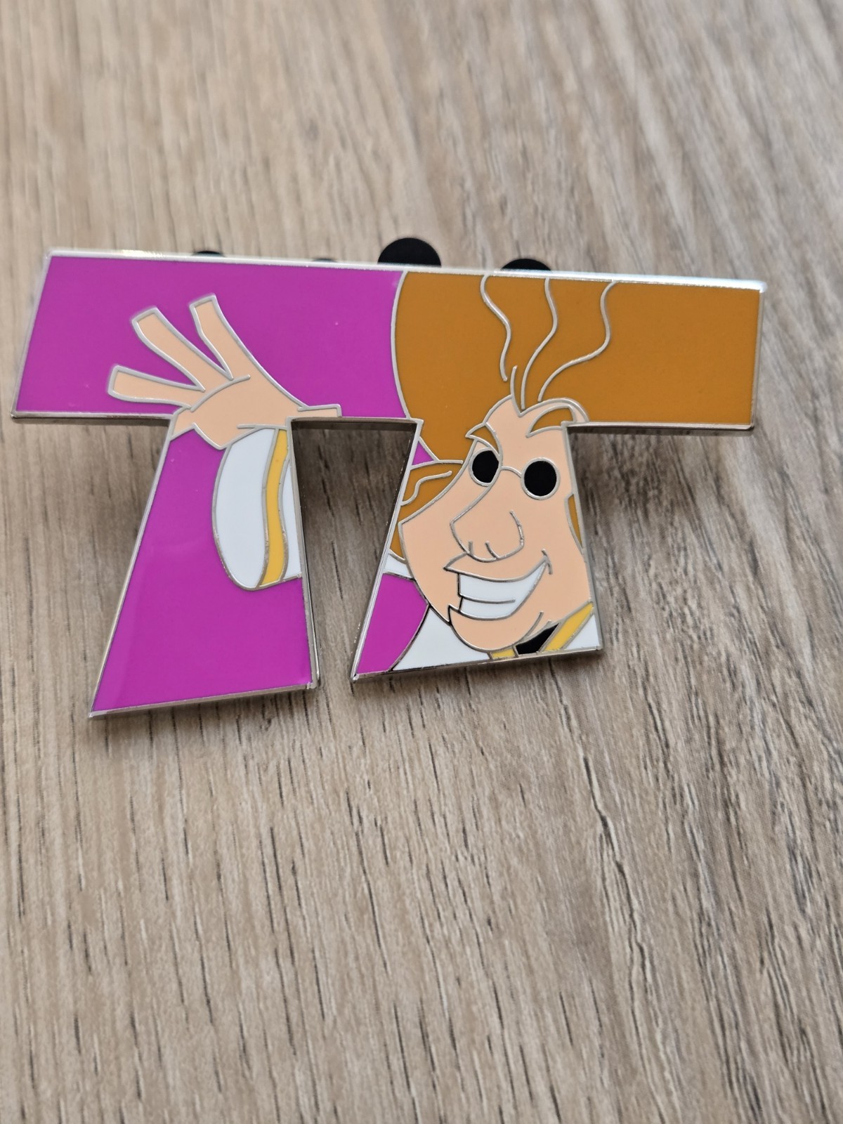 Disney The Emperor’s New Groove 25th Anniversary Mystery Pin Box
