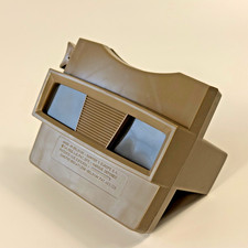 View-Master 3-D Viewer Model G Tan/Beige W Box  Instructions