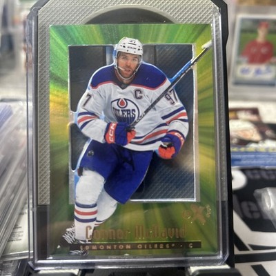 2023-24 Skybox Ex2000 Connor McDavid #1  Green Parallel
