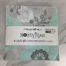 Moda MODERN ROSES by Stephanie Ryan 42pc 5” Fabric Charm Pack