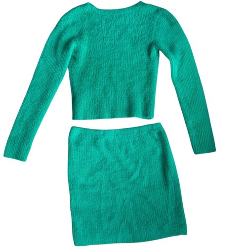 Art Class Girls 2 Piece Green Fuzzy Knitted Ribbed Sweater Skirt Set L(10/12) - Picture 3 of 4