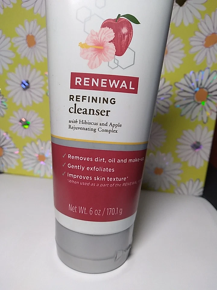 Limpiador refinador Burt's Bees RENEWAL (sellado) - hibisco y manzana 6 oz / 170 g Foto 2 de 4
