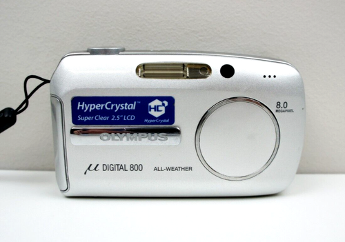 Olympus Mju 800 Digital Camera 8.0mp HyperCrystal 2.5" LCD battery + charger