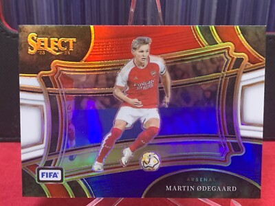 2023-24 Panini Select Red White Bule Prizm Field Level Martin