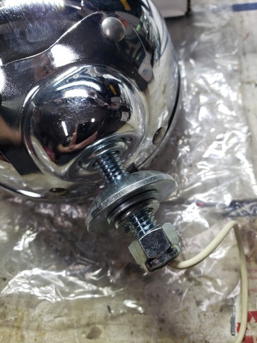 Two HARLEY DAVIDSON HEADLIGHT CASE HOUSING BUCKET PURSUIT LAMP SHELLS NIB - Picture 11 of 13