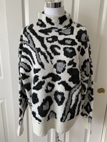 FOREVER 21 CUTE ANIMAL PRINT ACRYLIC NYLON LONG SLEEVE SWEATER - SIZE S - Picture 2 of 10