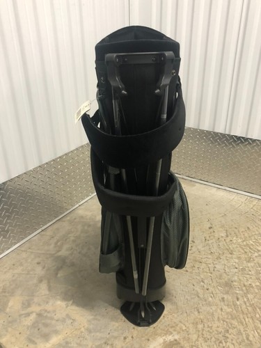 NEW TaylorMade Lite, Sturdy Golf Bag in Black with FlexTech Stand, 6-Way Divide - Picture 5 of 9