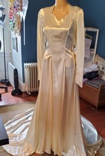 Wedding DRESS Satin Train 40's 50's Great Condition