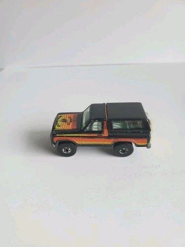 Vintage Hot Wheels 1980 Ford Bronco With Motorcycle Hong Kong