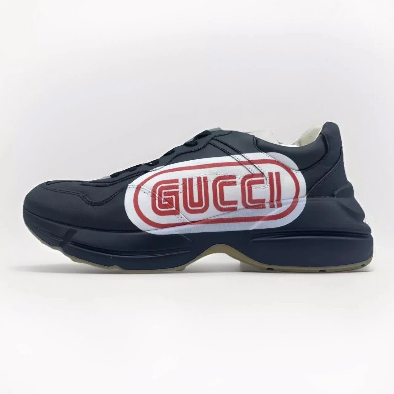 Baskets Gucci SEGA en cuir noir taille US 8,5 fabriquées en Italie