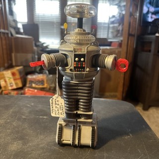Vintage 1997 LOST IN SPACE ROBOT B9 Trendmasters LIGHTS SOUNDS Classic Series