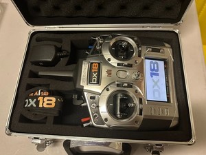 Spektrum DX18  18 Channel Transmitter SPM18000 Mode 2 lightly used