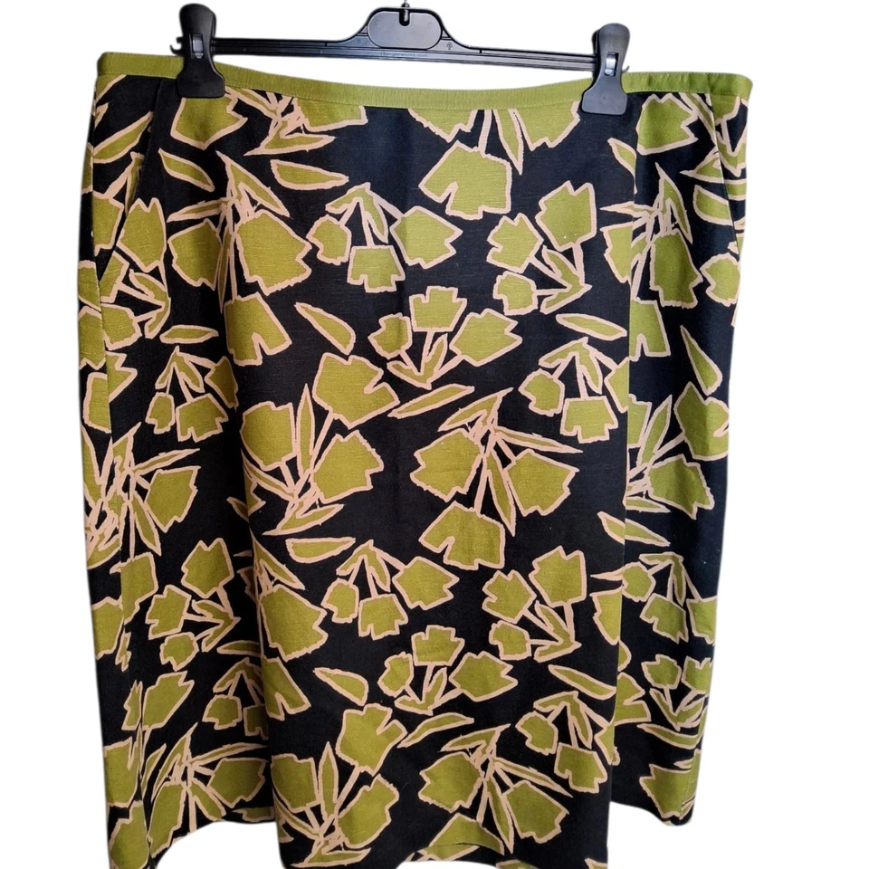 Laura Ashley Black & Green Floral Midi Skirt – Size 20 – Linen Blend Smart - Image 4 of 4