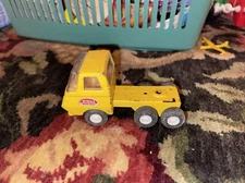 Vintage Metal Tonka Truck Yellow Cab 6 Wheels 55250 NO BOX ♤