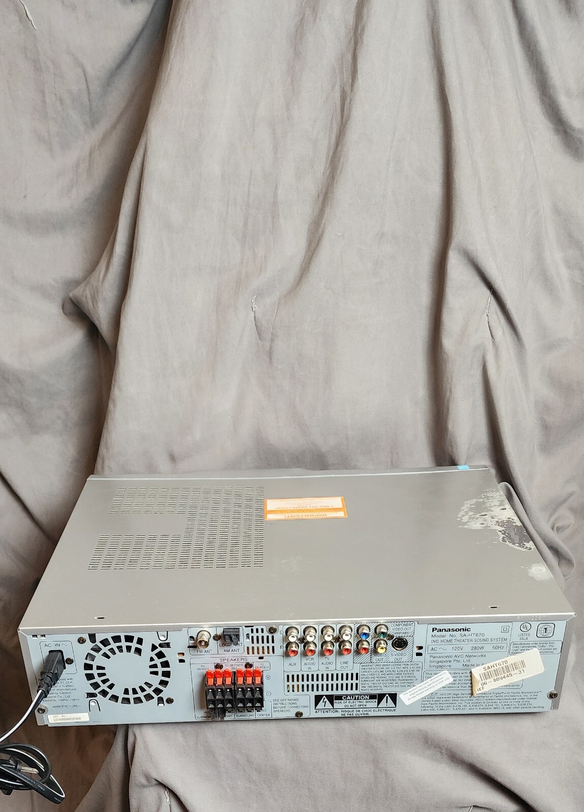 Panasonic SAHT670 DVD Home Theater Sound System 5 Disc Changer Working