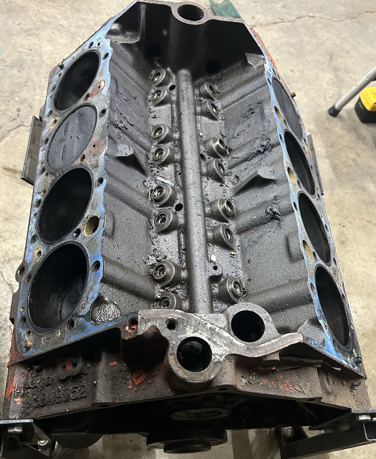 Chevy SB 283 Engine Short Block Assembly 3849852 Dated G285 (F0730WA ...