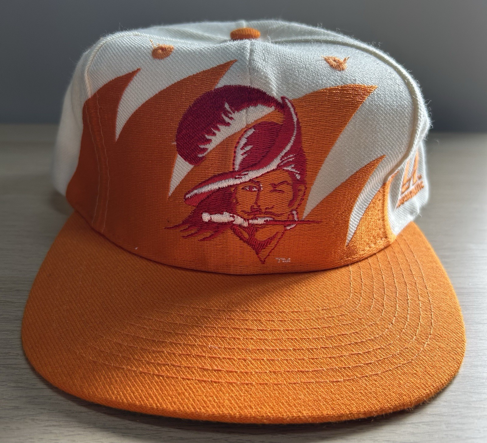 Picture 1 of 16