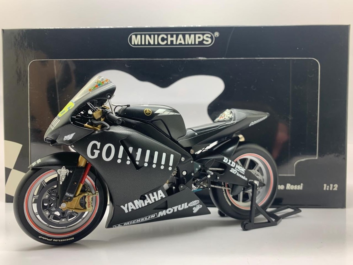 MINICHAMPS YAMAHA YZR-M1 ROSSI PRE SEASON TEST 2004 122