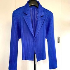 PLEATS PLEASE Issey Miyake Padded Coat