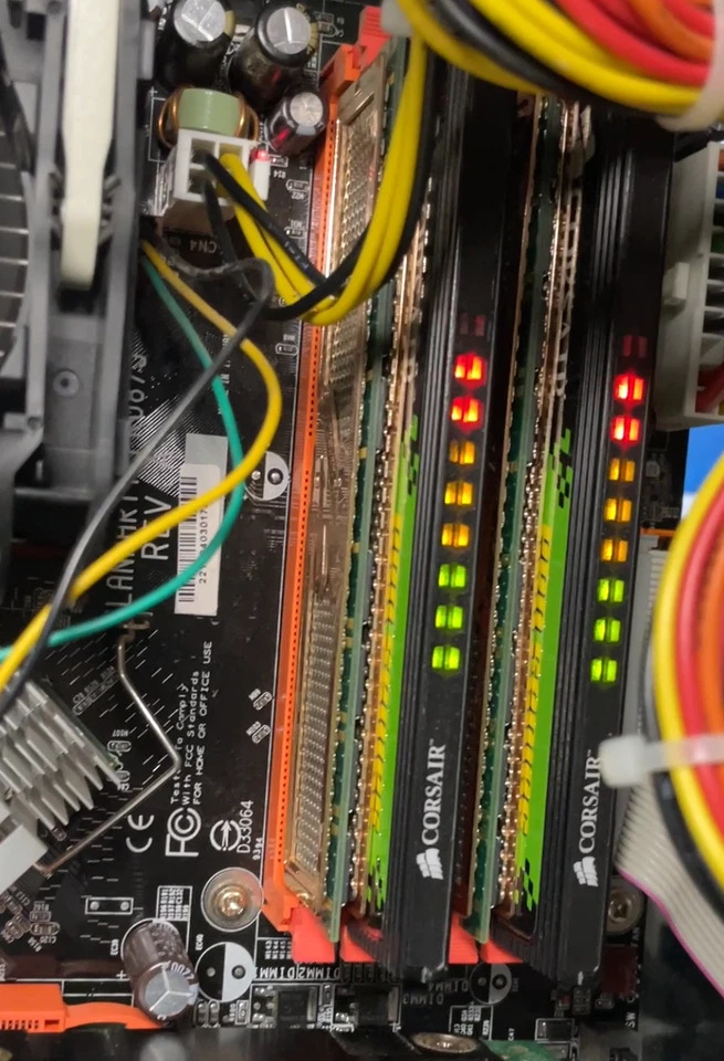 Corsair XMS LED 1GB DDR 400 CMX512-3200C2PRO Activity Lights Retro Gaming Memory - Image 2 of 4