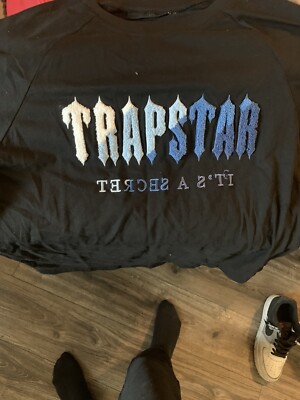 Naruto X Trapstar 希少 Tシャツ　xs trapstar Itachi Societee Streetwear – Shirt トップス