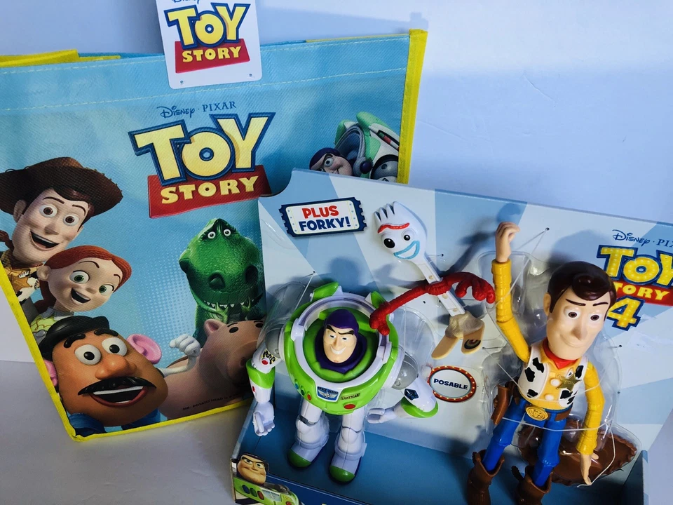 Подарочный набор Disney Toy Story, деревянный приключенческий набор Buzz Lightyear с большой сумкой-тоут - Изображение 4 из 4