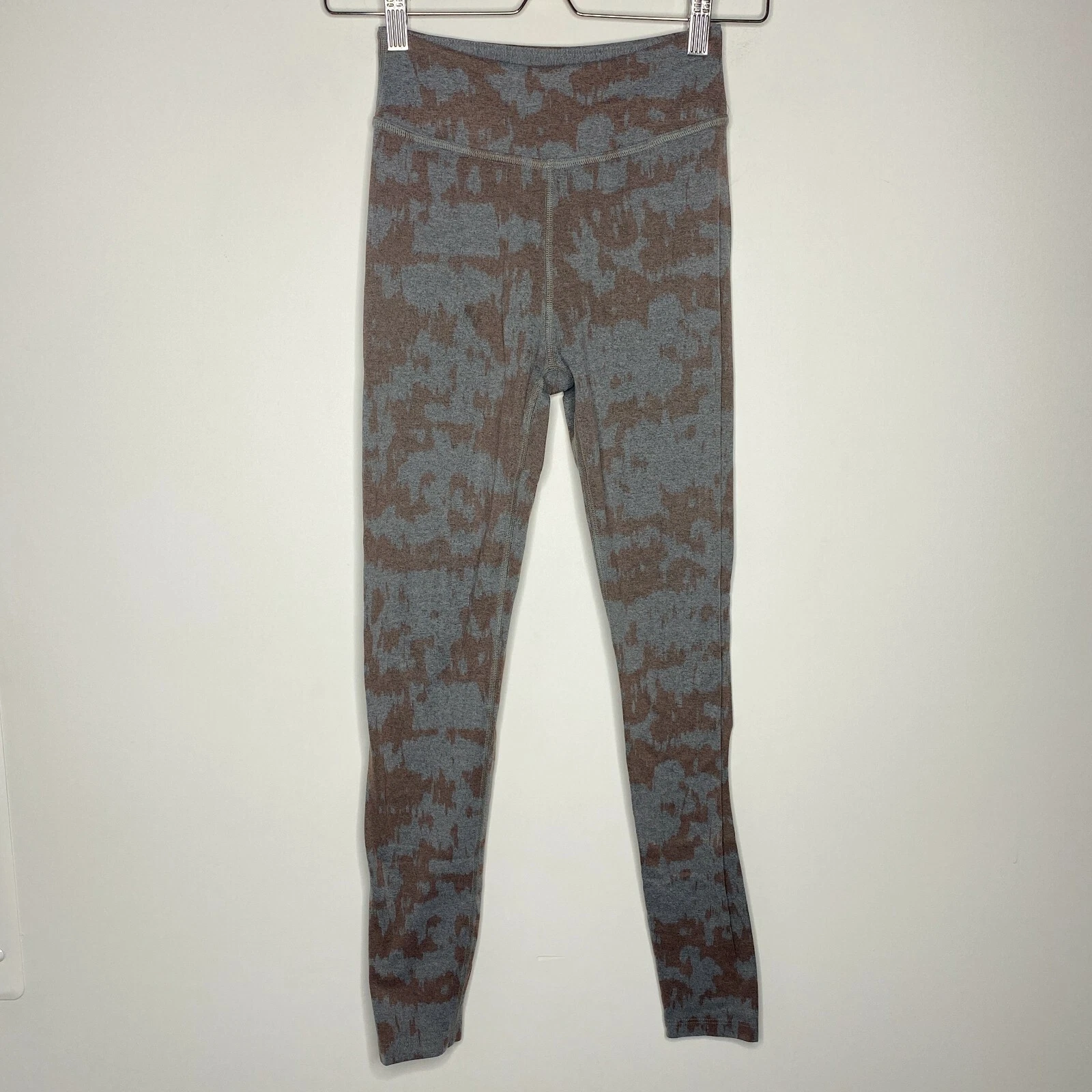 beyond-yoga printed essential long leggings