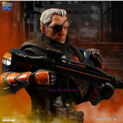 Mezco Toyz 1/12 Collective Marvel Dc Deathstroke Action Figure