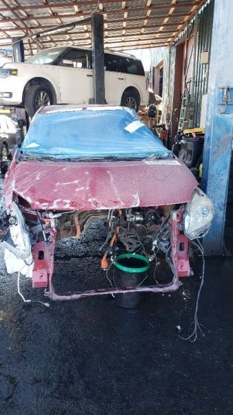 Toyota Prius 2013 refuerzo de freno 47470-47050 Foto 4 de 4