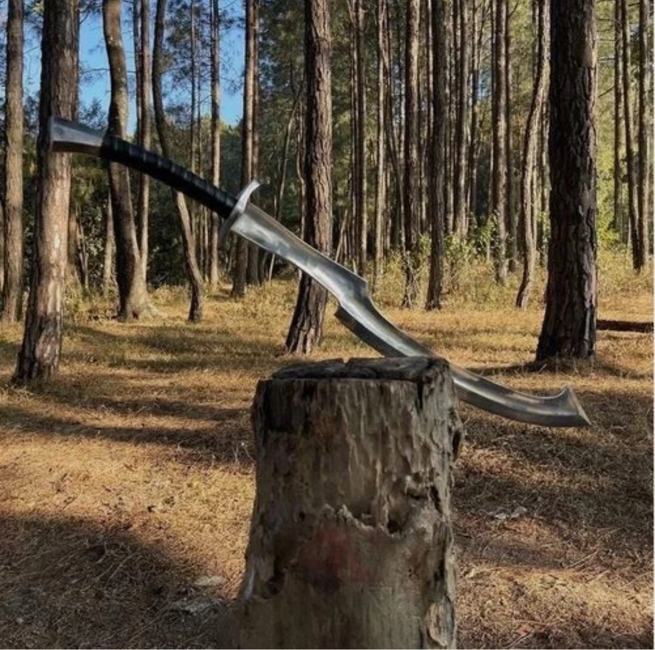 Custom Handmade Carbon Steel Blade Tactical Khopesh Sword/ Hunting Sword Camping