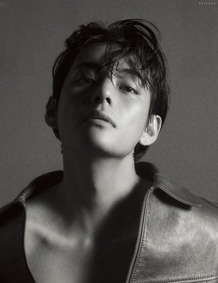 V Kim Taehyung BTS Black & White Portrait K-Pop Wall Art Poster