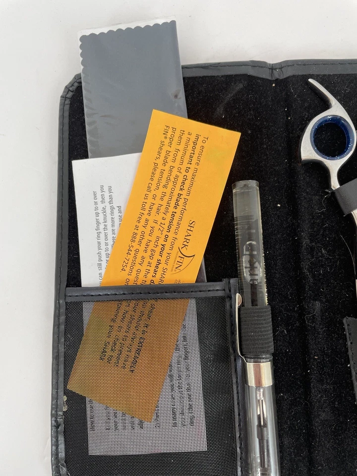 Kit de tijeras de peluquero estándar de aleta de tiburón 1 par con accesorios Foto 2 de 4