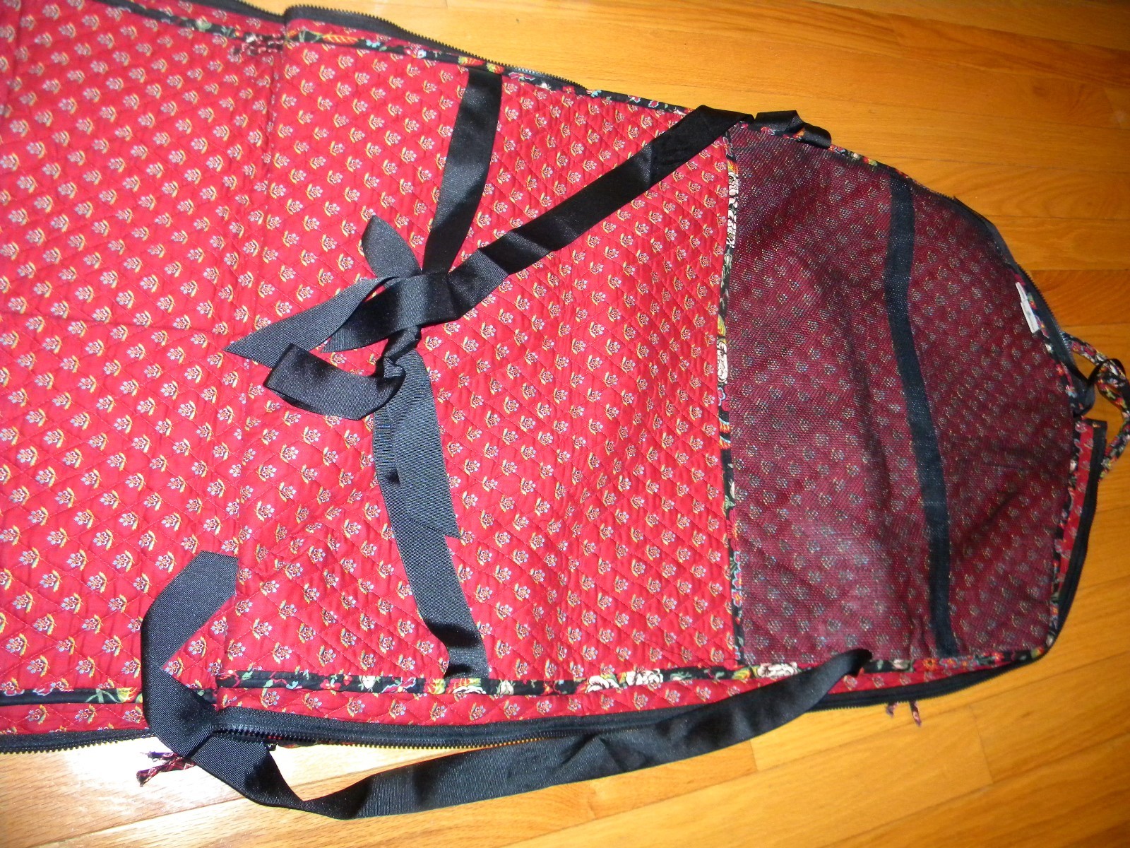 VERA BRADLEY Black Floral Garment Travel Hanging Bag … Gem