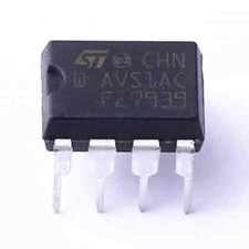 1PCS / 5PCS AVS1ACP08 AVS1AC AVS DIP-8 IC Chips AUTOMATIC 500W VOLTAGE SWITCH