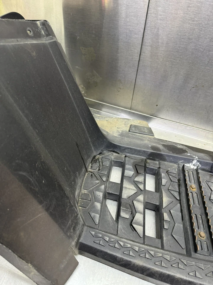 2009 07 08 09 10 Can-Am Outlander 650 800 MAX XT reposapiés izquierdo 705002488 Foto 4 de 4