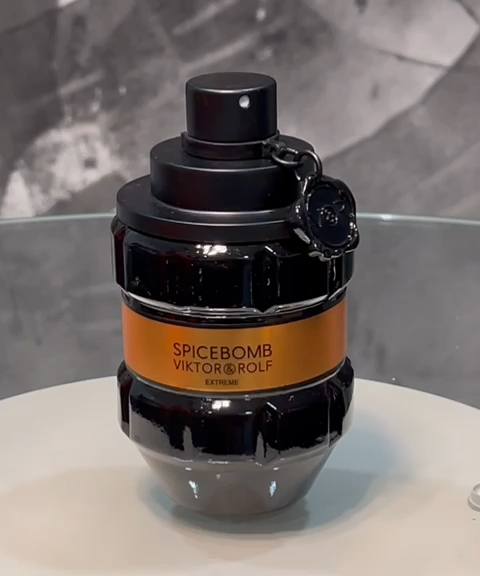 Spicebomb Extreme by Viktor & Rolf cologne for men EDP 3.04 oz New