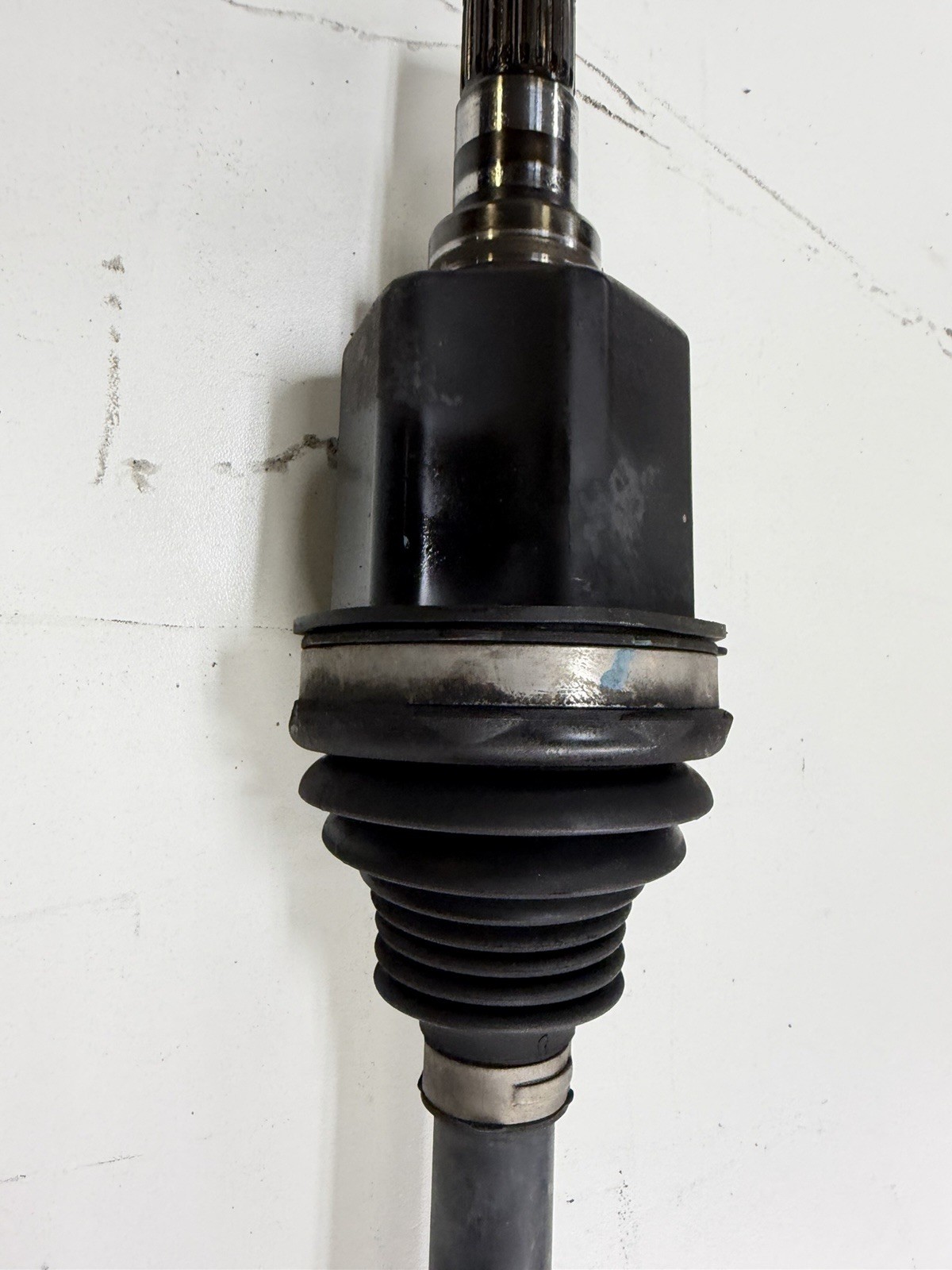 2014-2017 Maserati Ghibli Right Passenger Front Axle Shaft 3.0 Liter