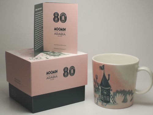 【NEW】 Moomin mug Koti Home 80 years 2025 ムーミンマグ ホーム 80周年 記念マグ - Picture 4 of 10