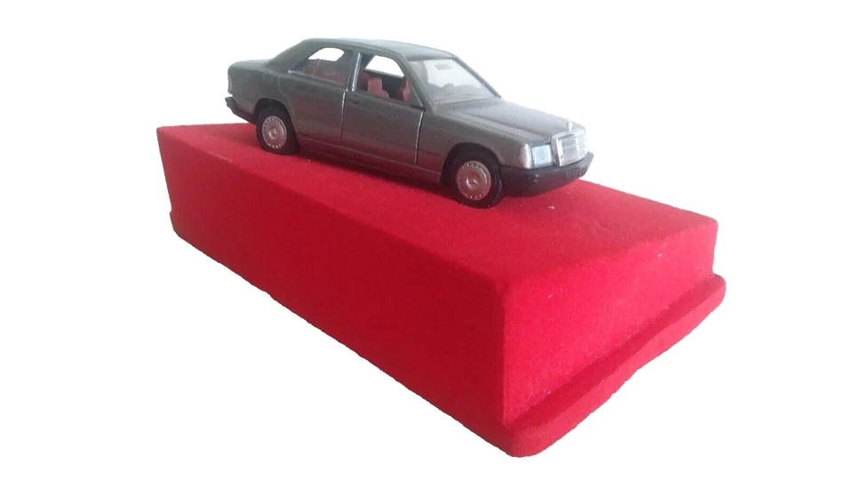 MERCEDES 190 VEREM 1/43 - Immagine 2 di 3