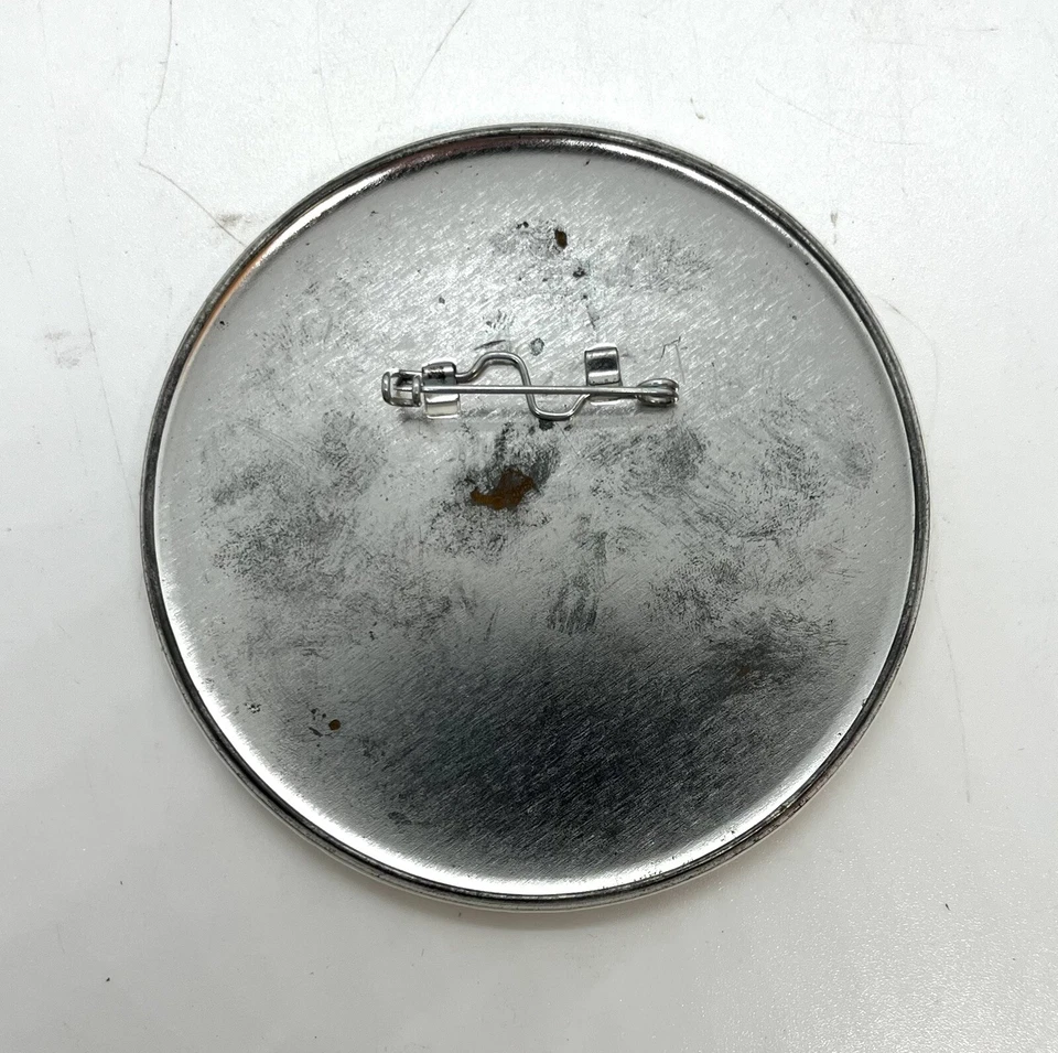 Vintage MacAddict No Cure Pinback Button Magazine - Image 2 of 3