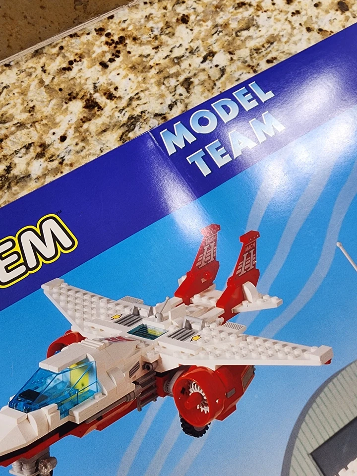 LEGO Model Team: Mach II Red Bird Rig (5591) New Old Stock - Image 3 of 4