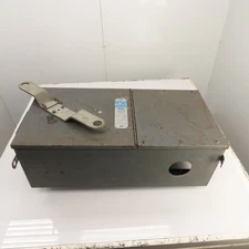 ITE BOS 14355 Bulldog 400A Fusible Bus Busway Plug Disconnect Switch 600V 100HP